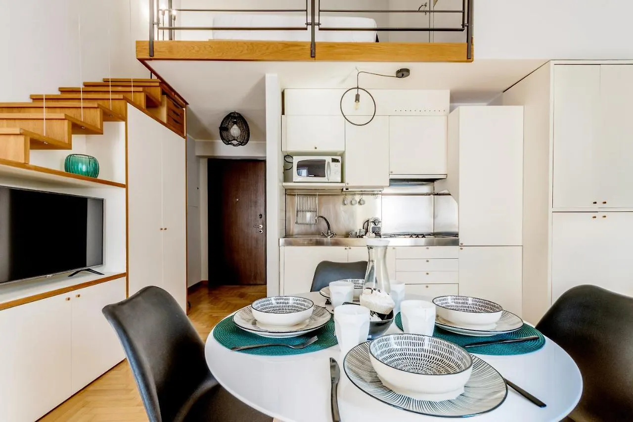 Ferienwohnung Modern Simplicity In Milan Centre Apartment