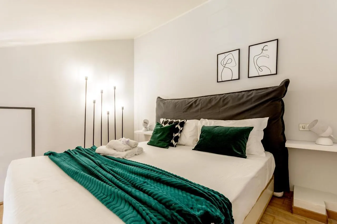 Ferienwohnung Modern Simplicity In Milan Centre